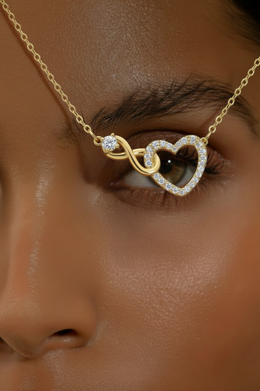 Smaller infinity heart necklace without top chains